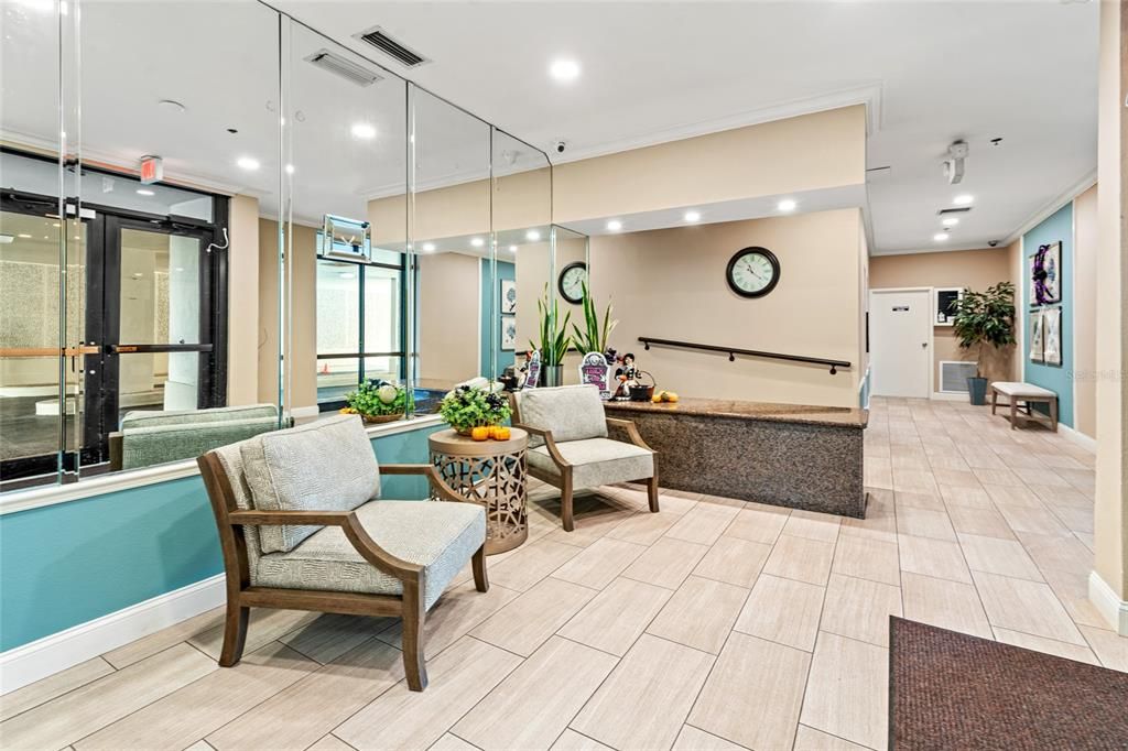 待售: $795,000 (2 贝兹, 2 浴室, 1180 平方英尺)