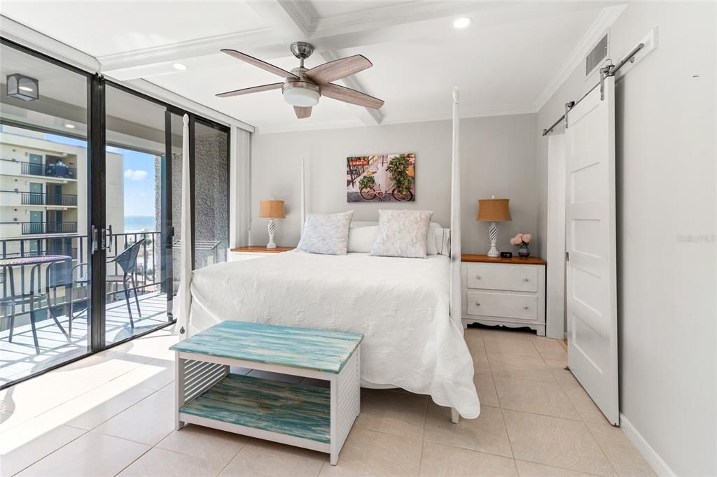 待售: $795,000 (2 贝兹, 2 浴室, 1180 平方英尺)