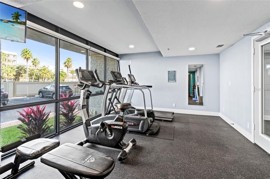 待售: $795,000 (2 贝兹, 2 浴室, 1180 平方英尺)