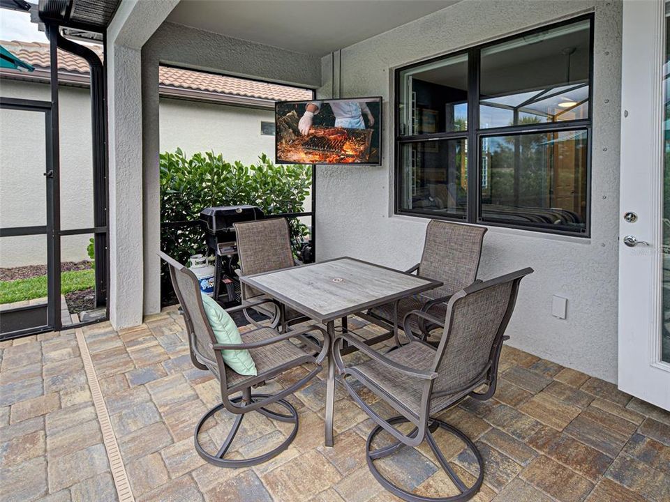 Active With Contract: $525,000 (2 beds, 2 baths, 1436 Square Feet)