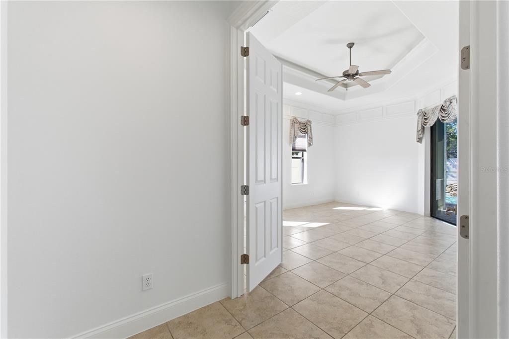 For Sale: $449,000 (3 beds, 2 baths, 2405 Square Feet)