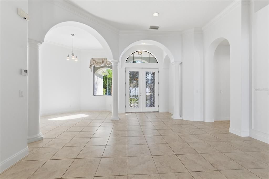 For Sale: $449,000 (3 beds, 2 baths, 2405 Square Feet)