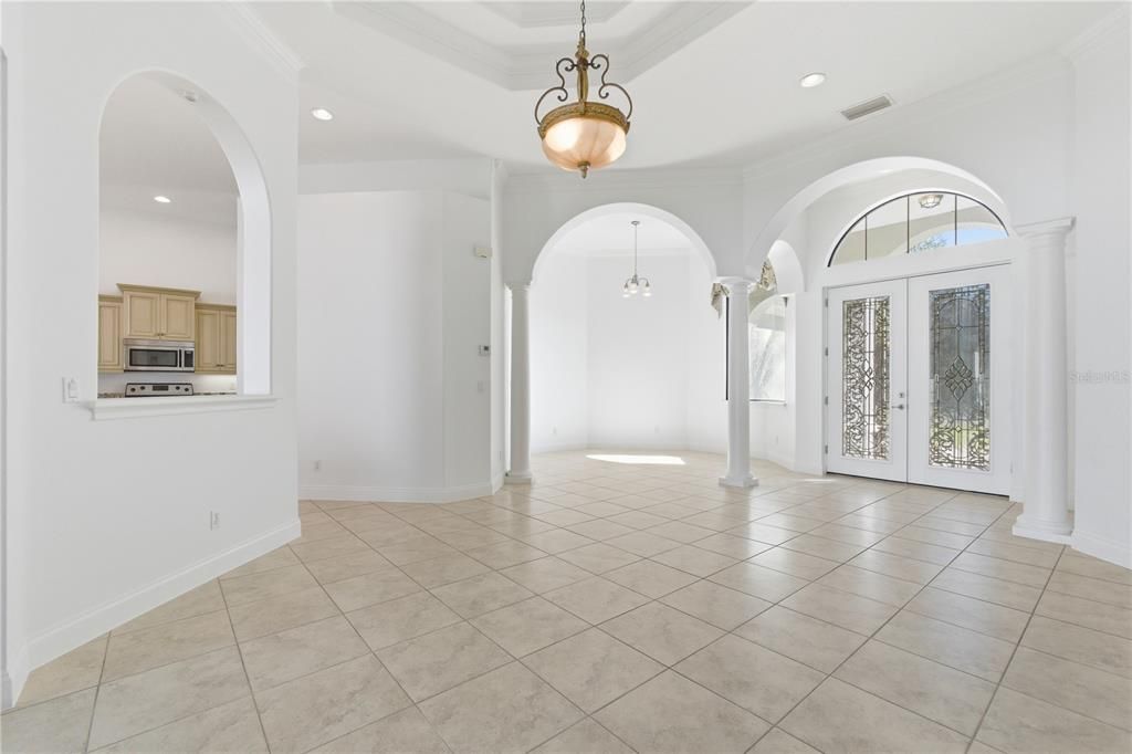 For Sale: $449,000 (3 beds, 2 baths, 2405 Square Feet)