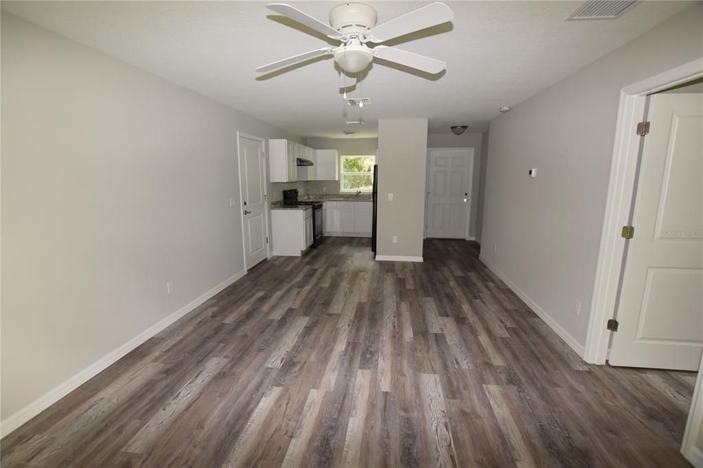 For Rent: $1,550 (2 beds, 2 baths, 867 Square Feet)