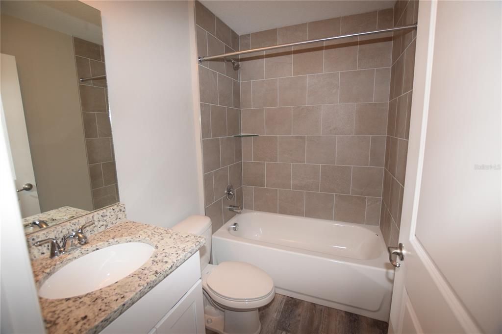 For Rent: $1,550 (2 beds, 2 baths, 867 Square Feet)