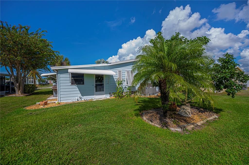 合同活跃: $195,000 (2 贝兹, 2 浴室, 1522 平方英尺)