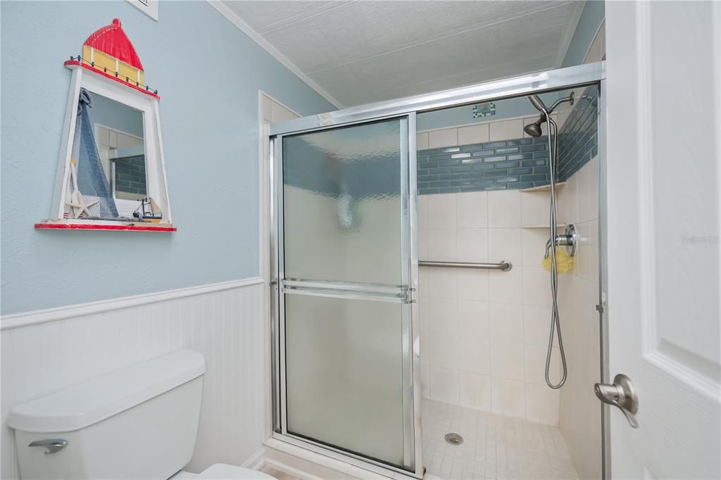 合同活跃: $195,000 (2 贝兹, 2 浴室, 1522 平方英尺)