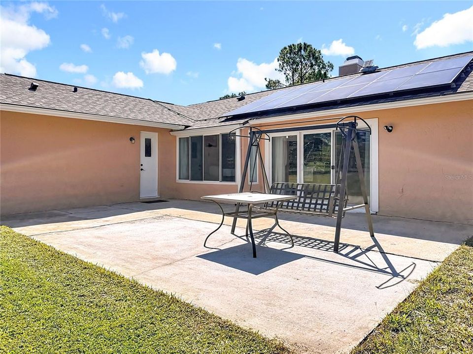 待售: $825,000 (5 贝兹, 3 浴室, 2800 平方英尺)