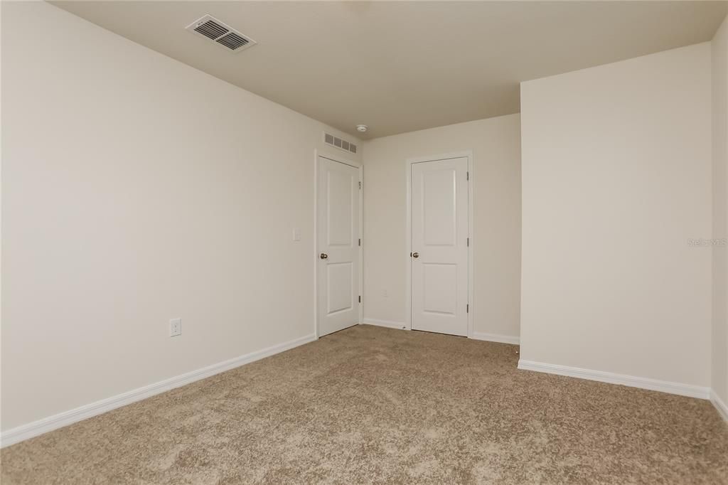 В аренду: $2,400 (4 спален, 2 ванн, 2401 Квадратных фут)