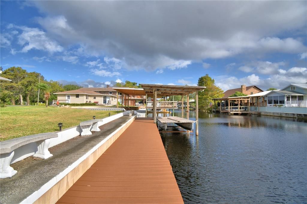 For Sale: $365,000 (2 beds, 2 baths, 1164 Square Feet)