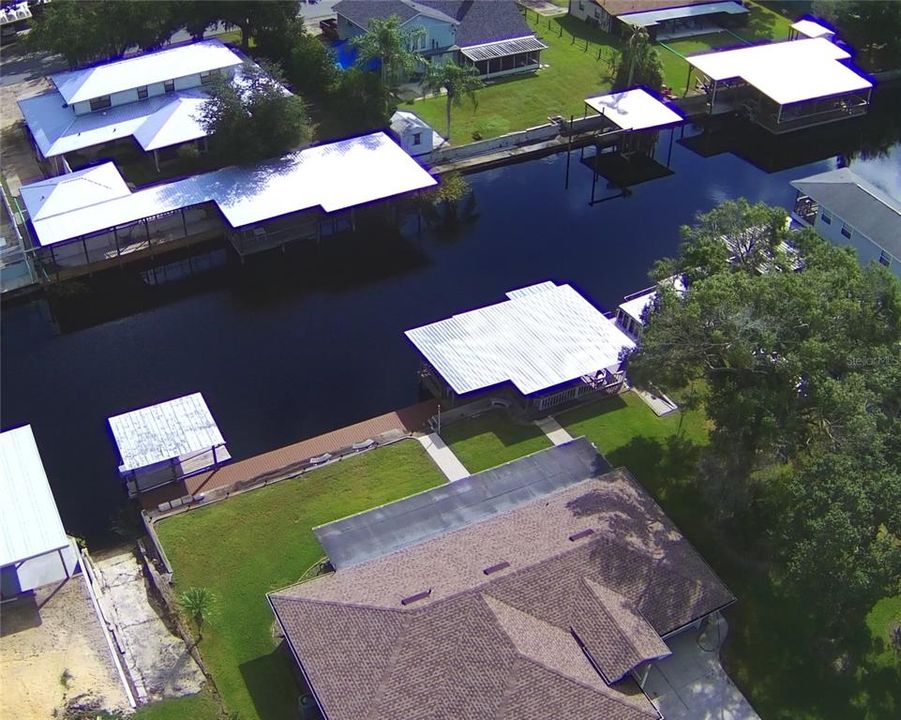 For Sale: $365,000 (2 beds, 2 baths, 1164 Square Feet)