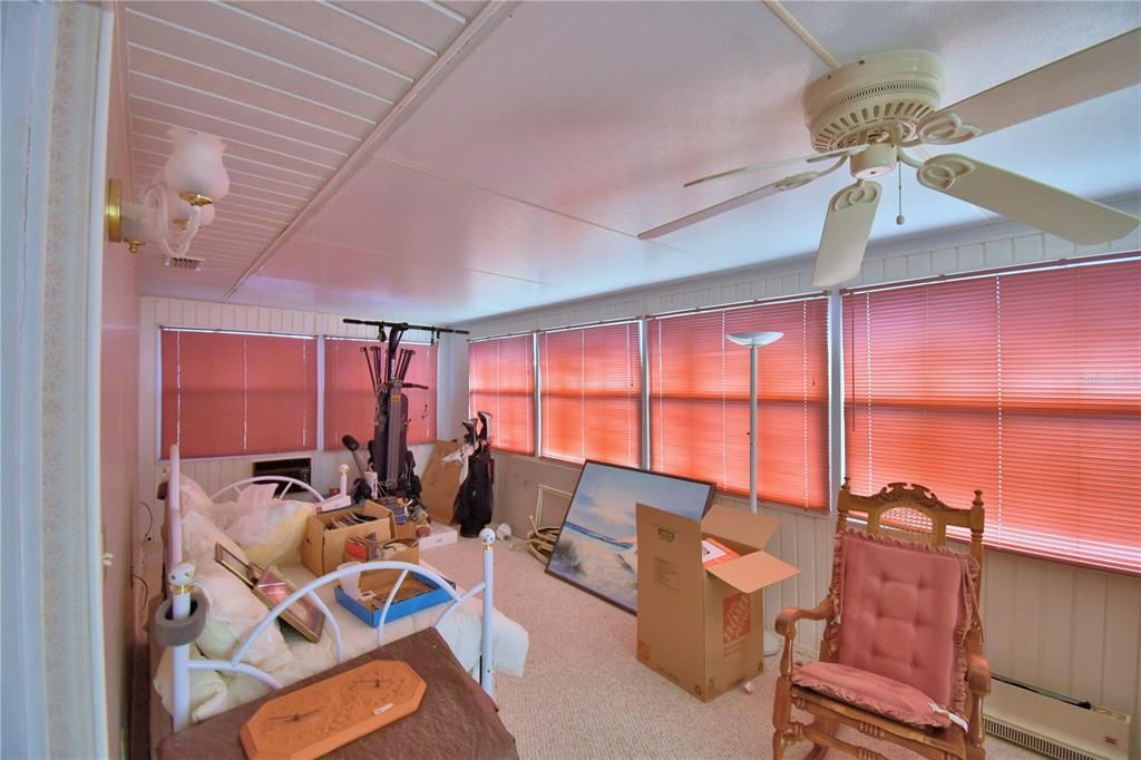 For Sale: $365,000 (2 beds, 2 baths, 1164 Square Feet)