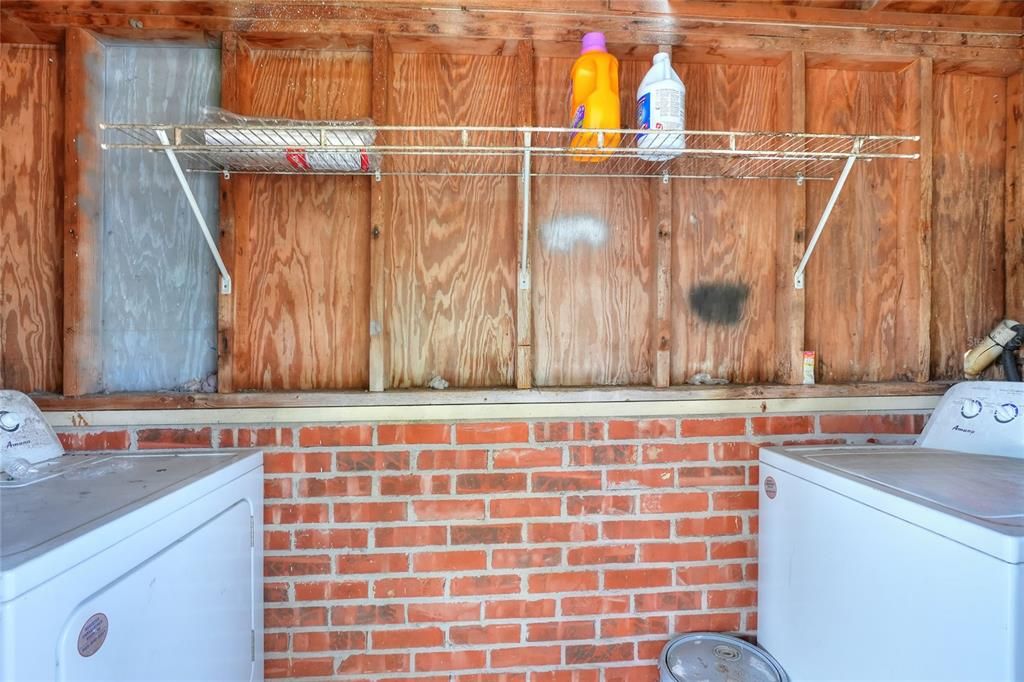 待售: $221,000 (2 贝兹, 2 浴室, 899 平方英尺)