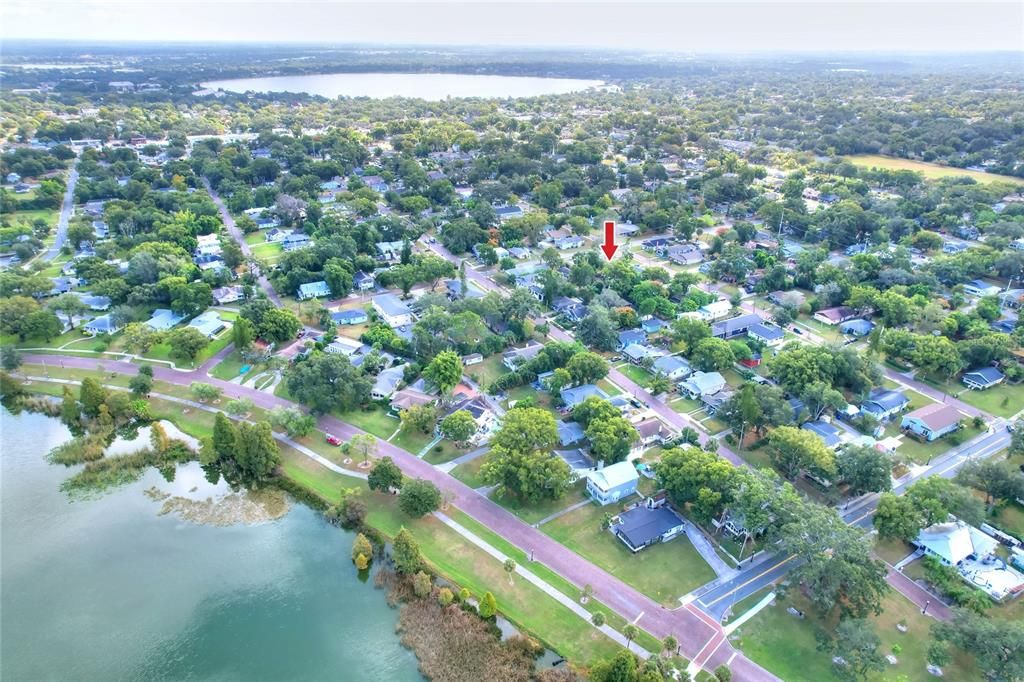 待售: $221,000 (2 贝兹, 2 浴室, 899 平方英尺)