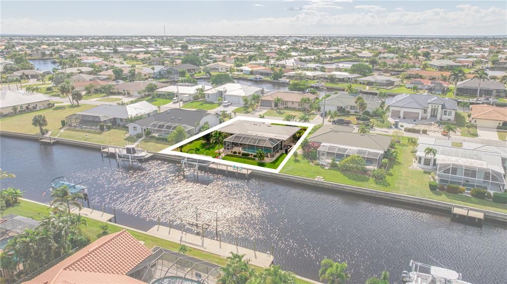 Под контрактом: $499,000 (3 спален, 2 ванн, 1790 Квадратных фут)