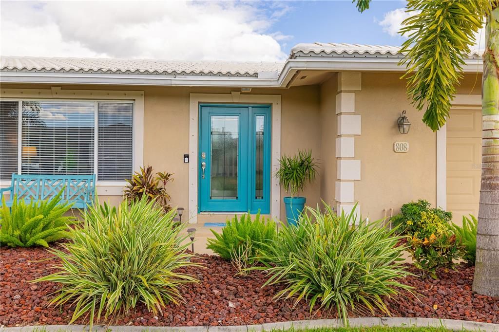 Под контрактом: $499,000 (3 спален, 2 ванн, 1790 Квадратных фут)