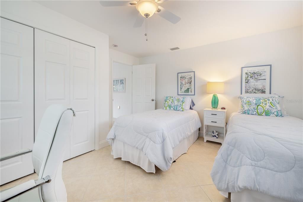 Под контрактом: $499,000 (3 спален, 2 ванн, 1790 Квадратных фут)