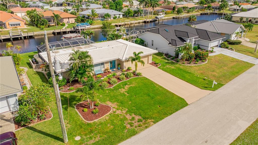 Под контрактом: $499,000 (3 спален, 2 ванн, 1790 Квадратных фут)