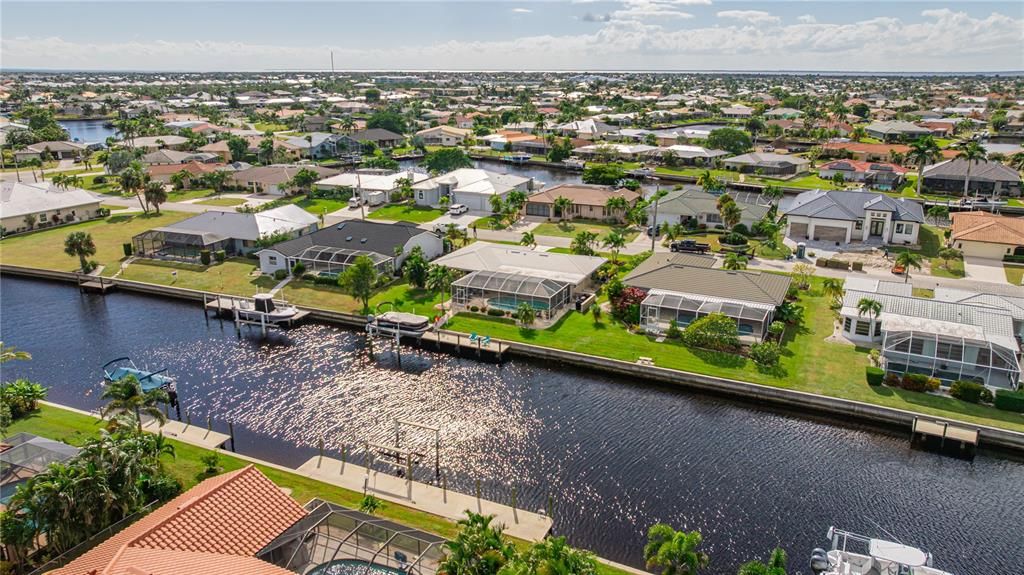 Под контрактом: $499,000 (3 спален, 2 ванн, 1790 Квадратных фут)