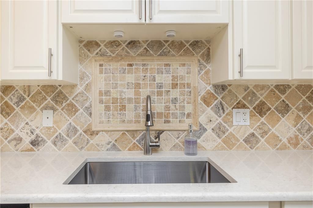 Под контрактом: $499,000 (3 спален, 2 ванн, 1790 Квадратных фут)