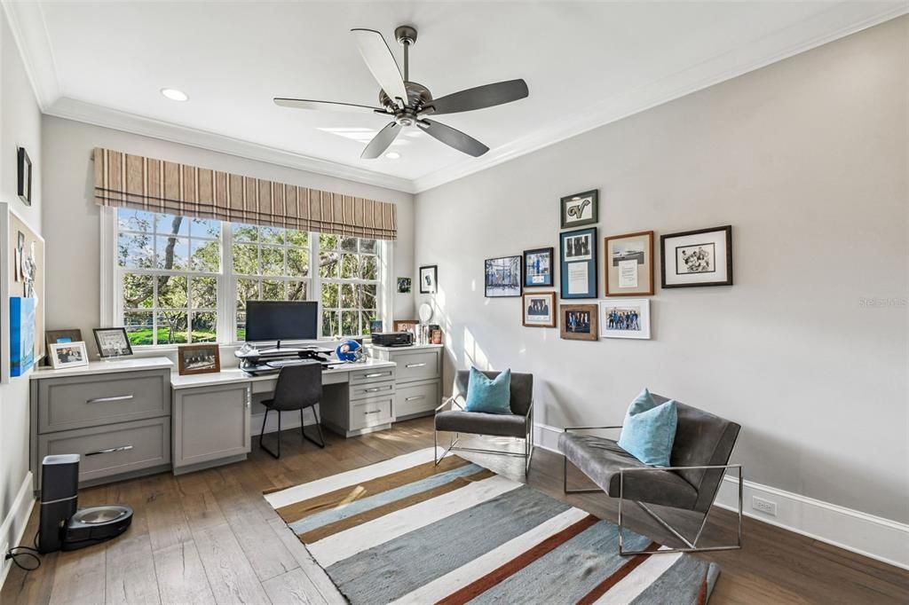 合同活跃: $3,550,000 (4 贝兹, 4 浴室, 4428 平方英尺)