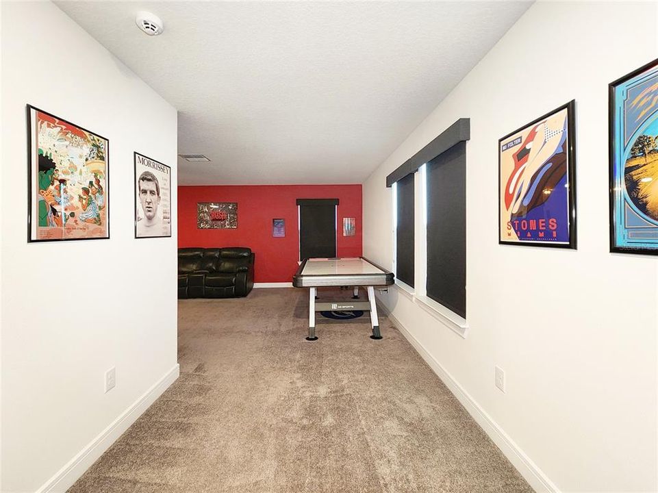 Под контрактом: $495,000 (3 спален, 3 ванн, 2902 Квадратных фут)