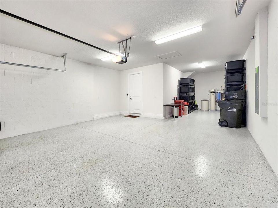 Под контрактом: $495,000 (3 спален, 3 ванн, 2902 Квадратных фут)