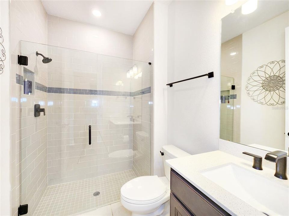 Под контрактом: $495,000 (3 спален, 3 ванн, 2902 Квадратных фут)