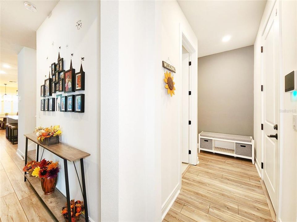 Под контрактом: $495,000 (3 спален, 3 ванн, 2902 Квадратных фут)