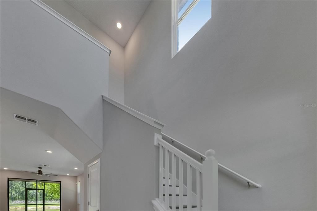 出租: $3,150 (3 贝兹, 2 浴室, 2047 平方英尺)