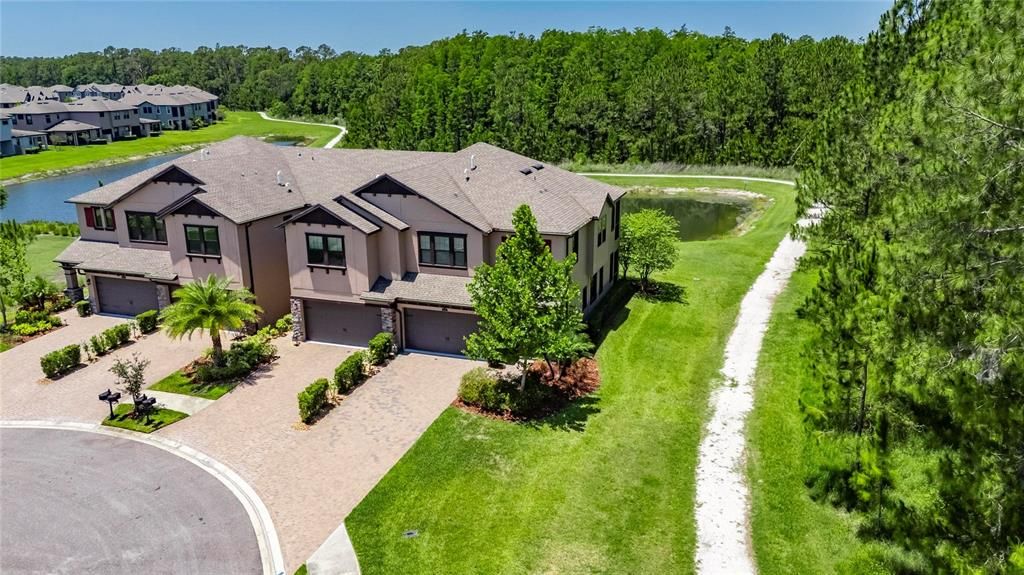 出租: $3,150 (3 贝兹, 2 浴室, 2047 平方英尺)