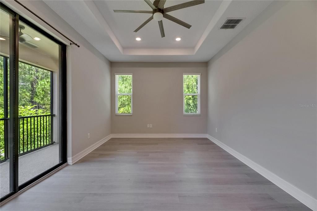 出租: $3,150 (3 贝兹, 2 浴室, 2047 平方英尺)