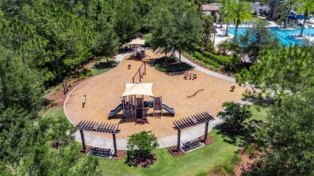 出租: $3,150 (3 贝兹, 2 浴室, 2047 平方英尺)