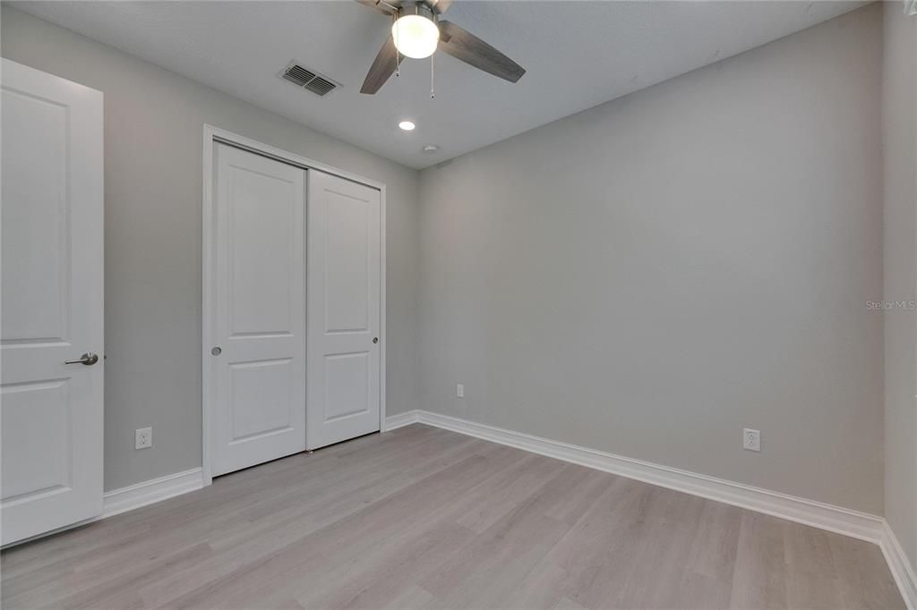 出租: $3,150 (3 贝兹, 2 浴室, 2047 平方英尺)