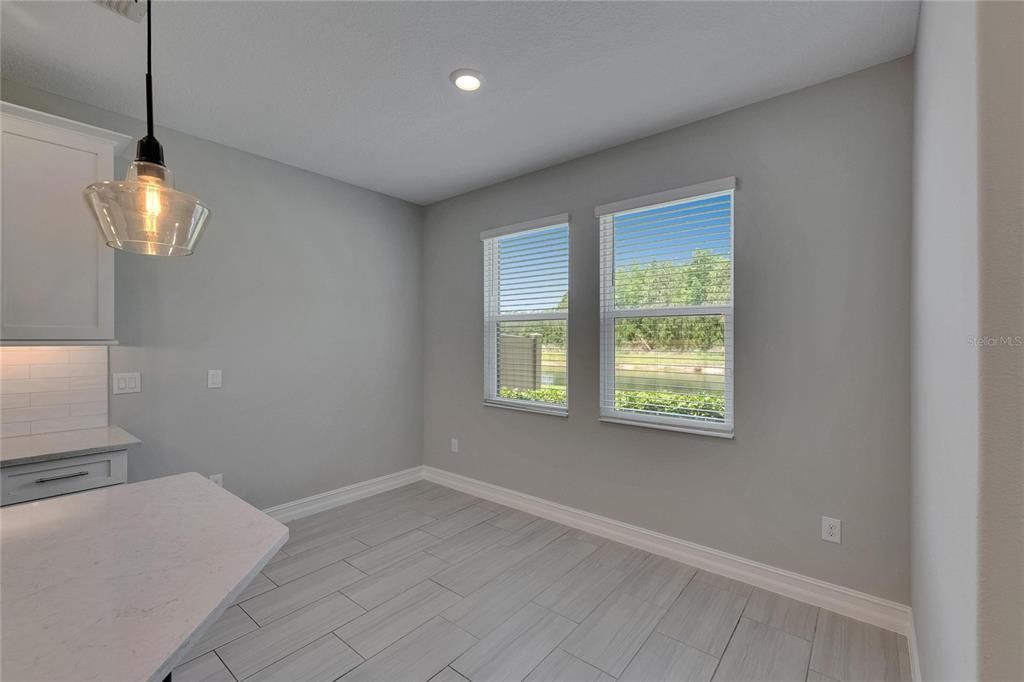 出租: $3,150 (3 贝兹, 2 浴室, 2047 平方英尺)