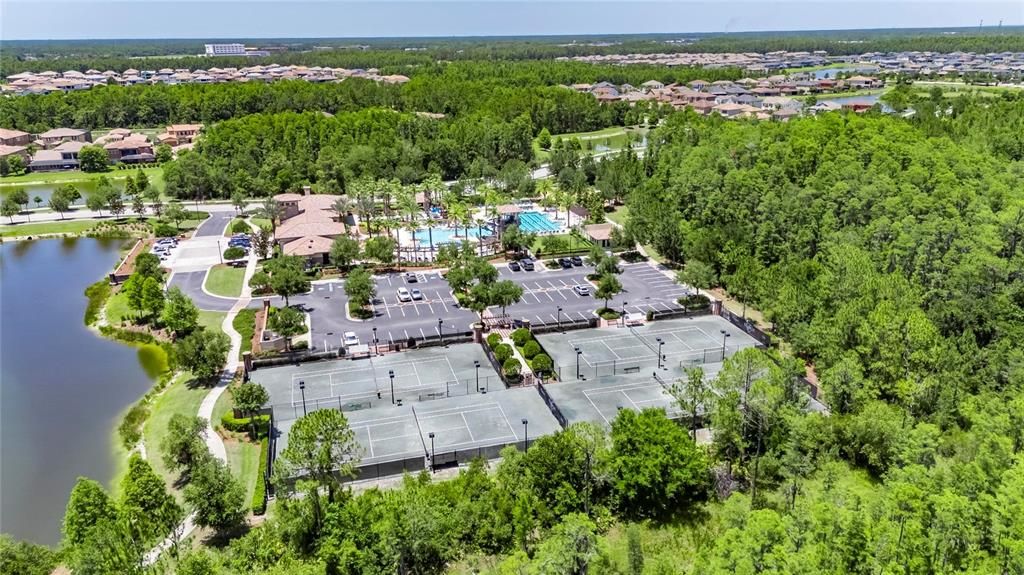 出租: $3,150 (3 贝兹, 2 浴室, 2047 平方英尺)