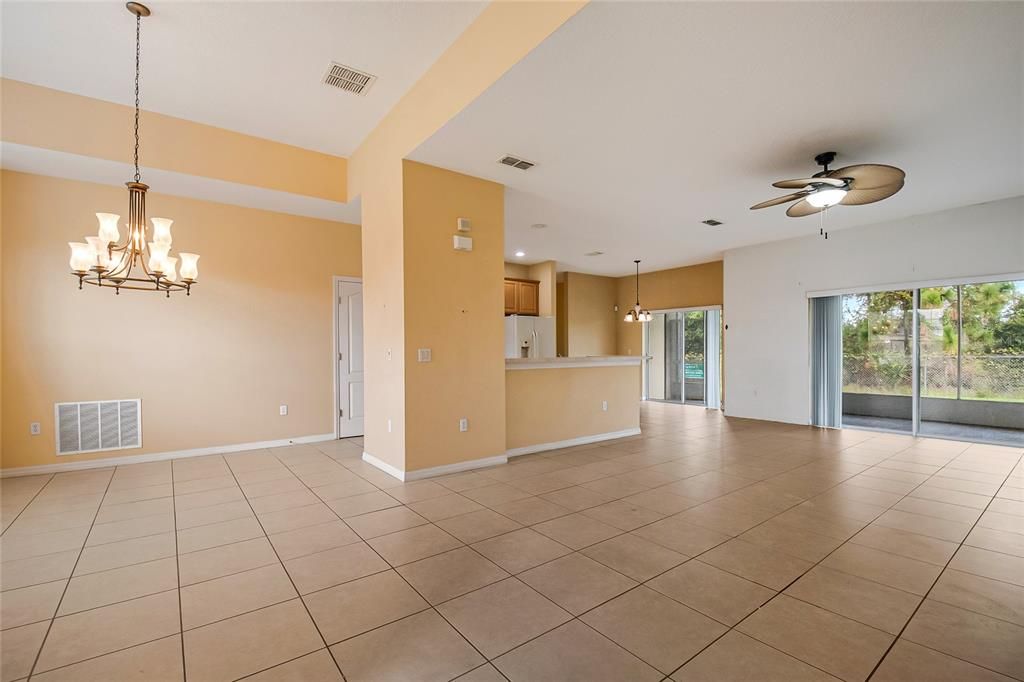 待售: $360,000 (3 贝兹, 2 浴室, 1763 平方英尺)