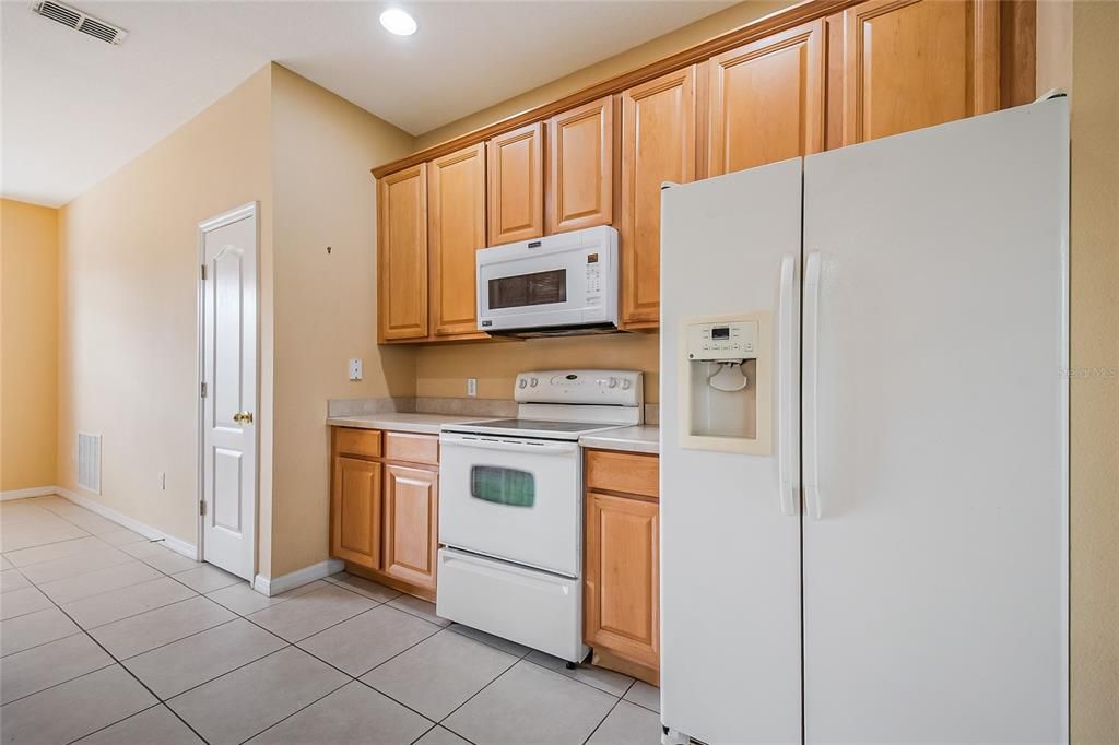 待售: $360,000 (3 贝兹, 2 浴室, 1763 平方英尺)