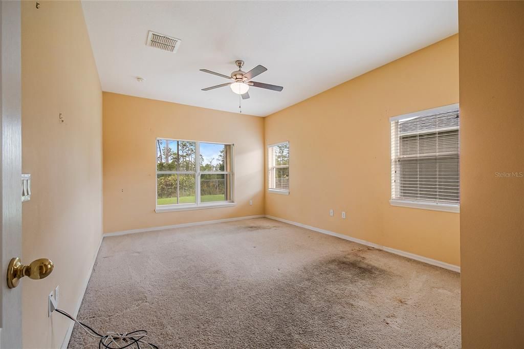 待售: $360,000 (3 贝兹, 2 浴室, 1763 平方英尺)