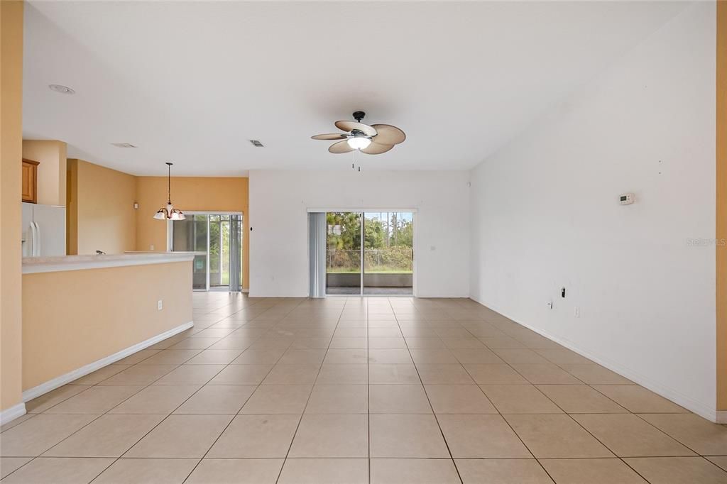 待售: $360,000 (3 贝兹, 2 浴室, 1763 平方英尺)