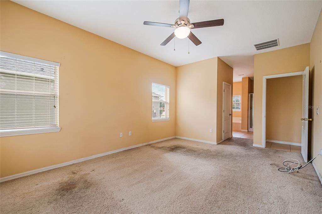 待售: $360,000 (3 贝兹, 2 浴室, 1763 平方英尺)