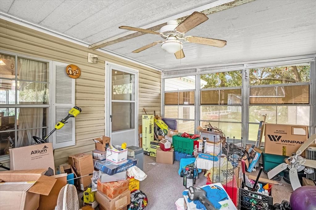 Active With Contract: $100,000 (3 beds, 2 baths, 1296 Square Feet)