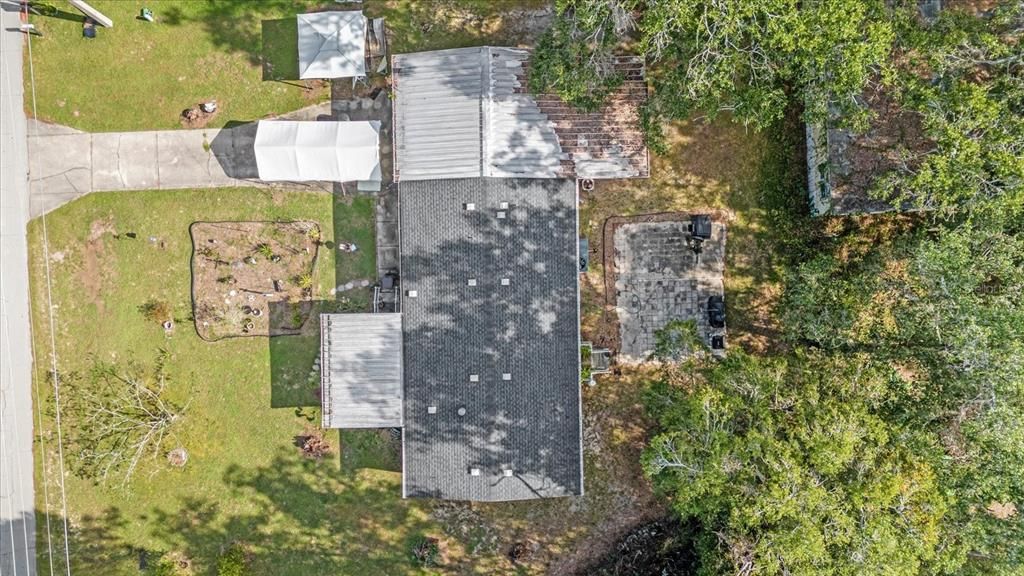 Active With Contract: $100,000 (3 beds, 2 baths, 1296 Square Feet)