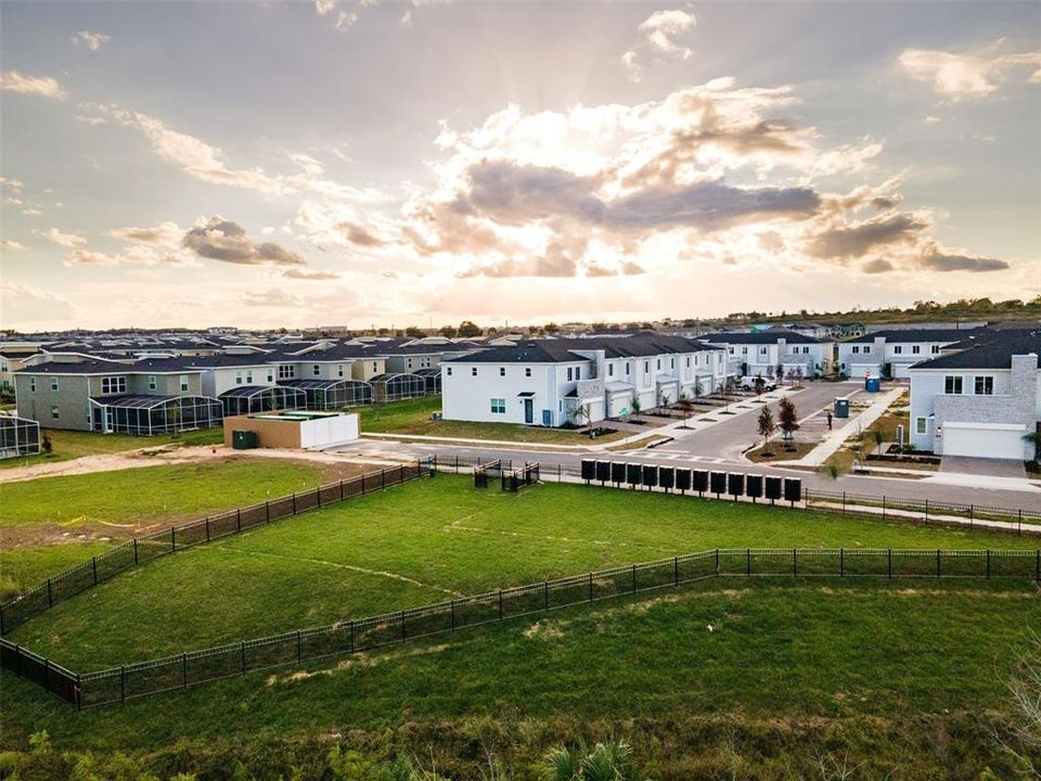 For Sale: $389,900 (4 beds, 3 baths, 1954 Square Feet)