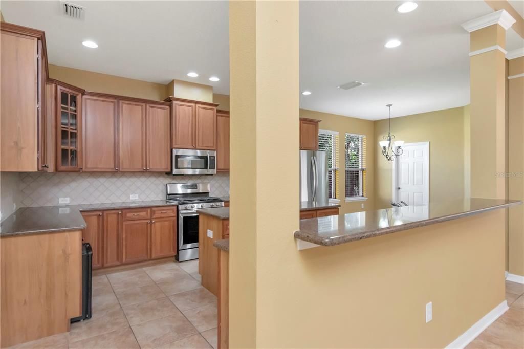 В аренду: $4,000 (4 спален, 3 ванн, 3125 Квадратных фут)