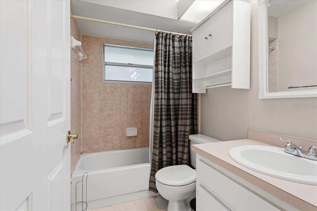 待售: $399,900 (4 贝兹, 3 浴室, 2285 平方英尺)