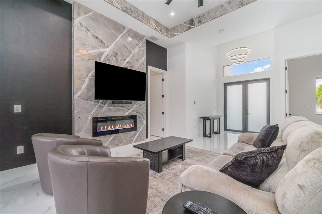 For Sale: $589,000 (4 beds, 3 baths, 1962 Square Feet)