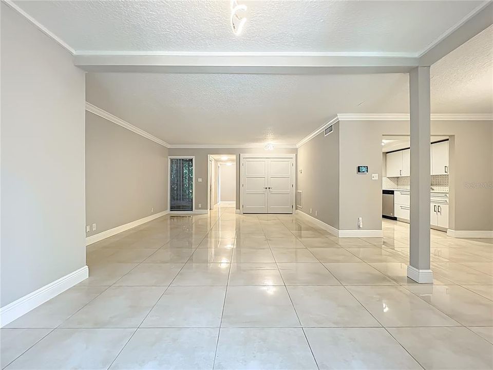 待售: $180,000 (2 贝兹, 2 浴室, 1252 平方英尺)