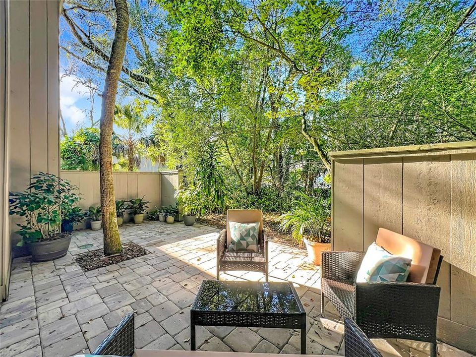 待售: $180,000 (2 贝兹, 2 浴室, 1252 平方英尺)