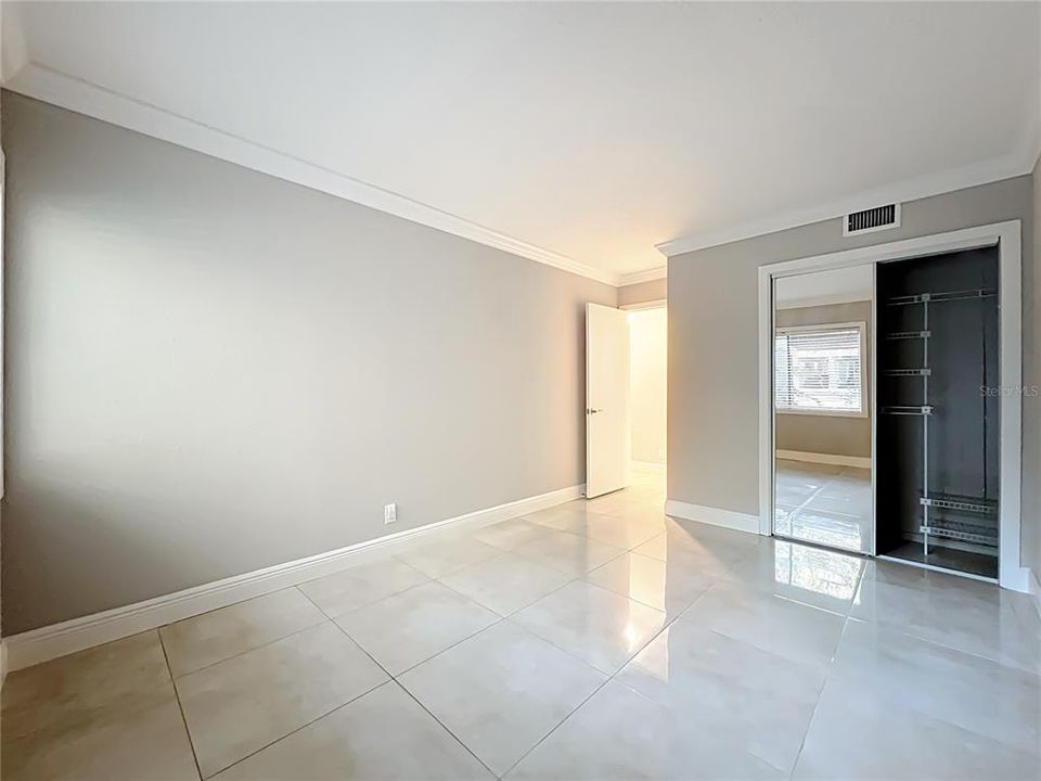 待售: $180,000 (2 贝兹, 2 浴室, 1252 平方英尺)